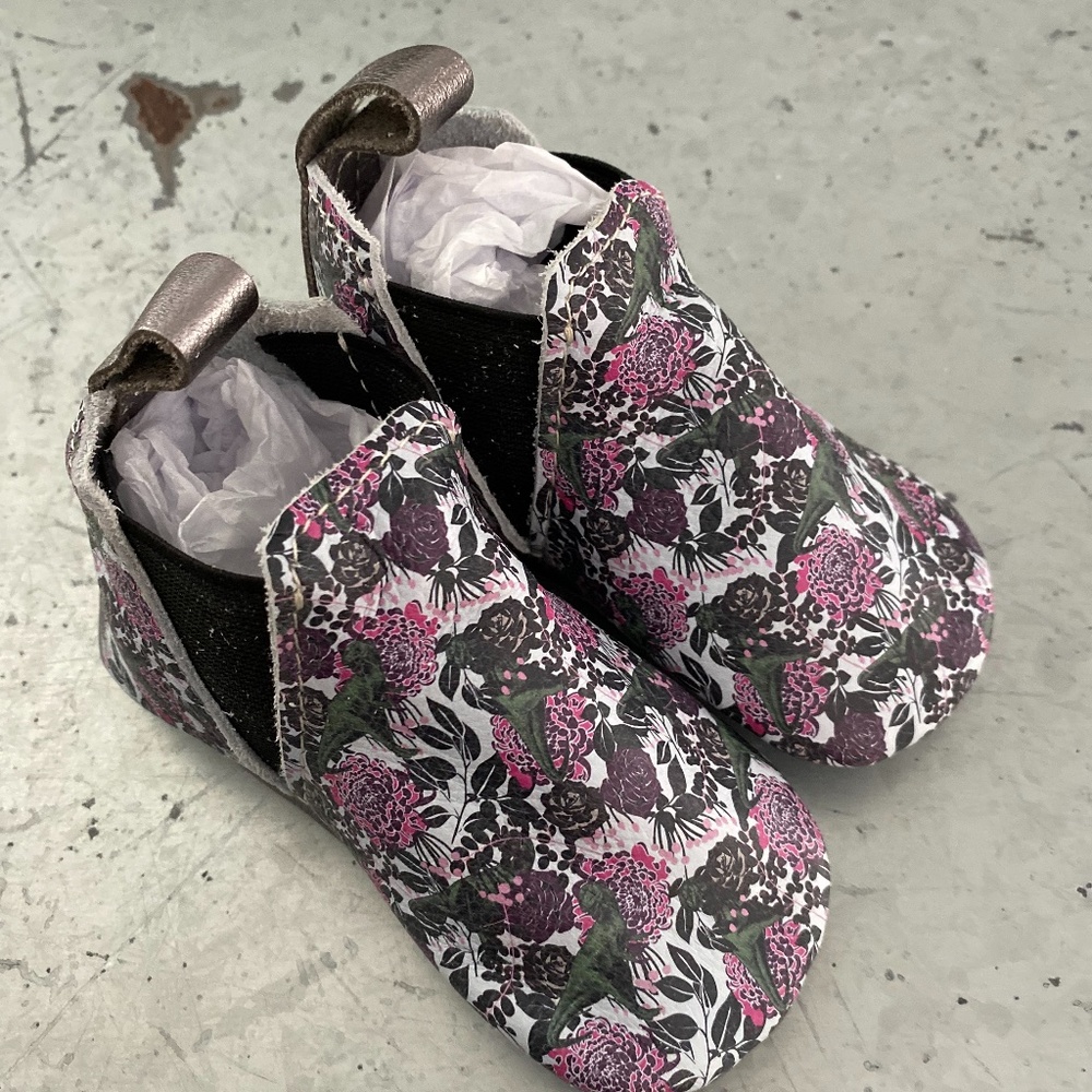 Freshly Picked Chelsea Boot Limited Edition Size 4